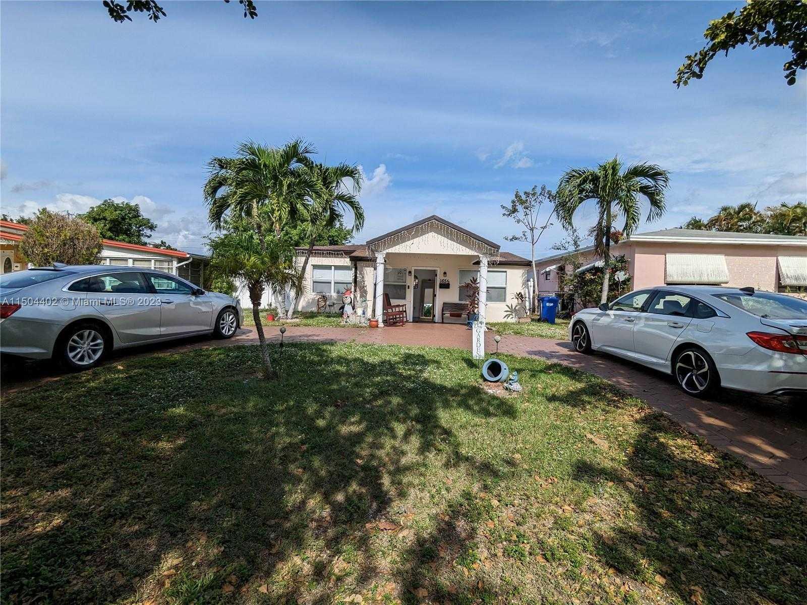 1655 169th St, North Miami Beach, Single Family Home,  for sale, Dale Largie, CPA, SFR, LIFESTYLE INTERNATIONAL REALTY