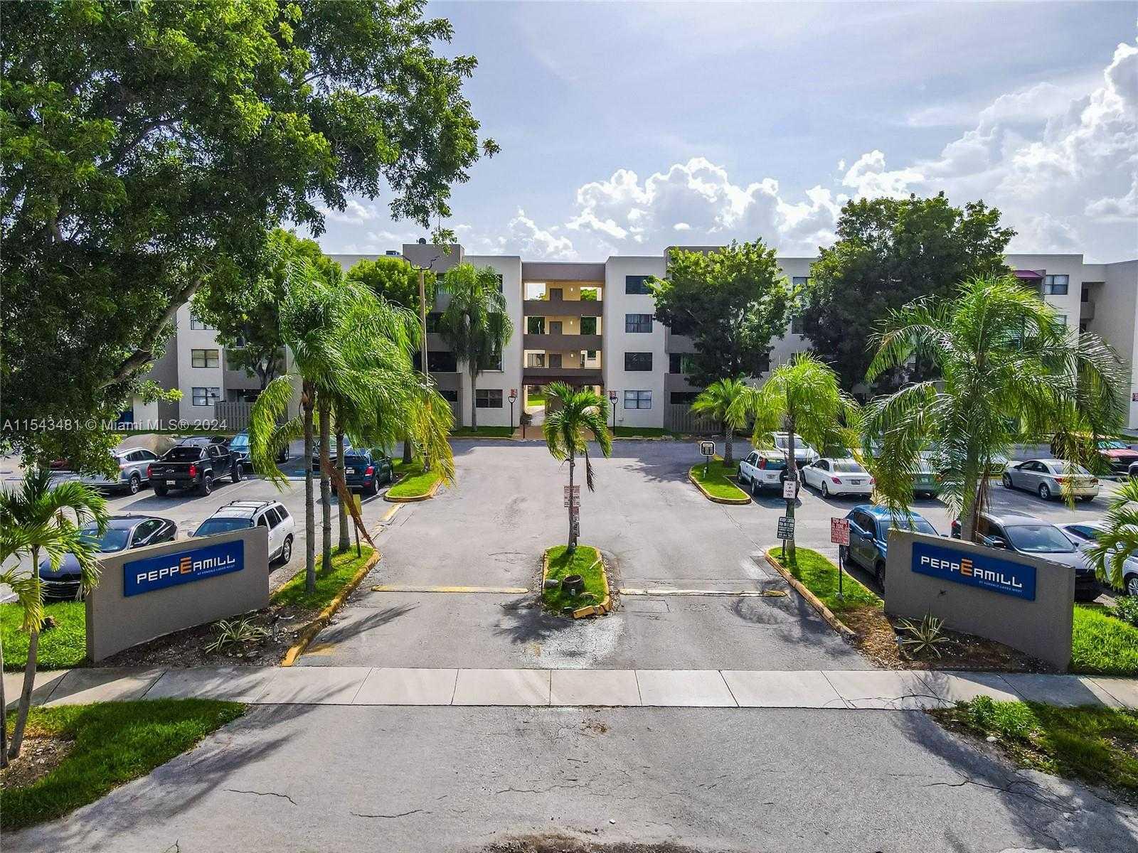 8000 149th Ave, Miami, Condo,  for sale, Dale Largie, CPA, SFR, LIFESTYLE INTERNATIONAL REALTY