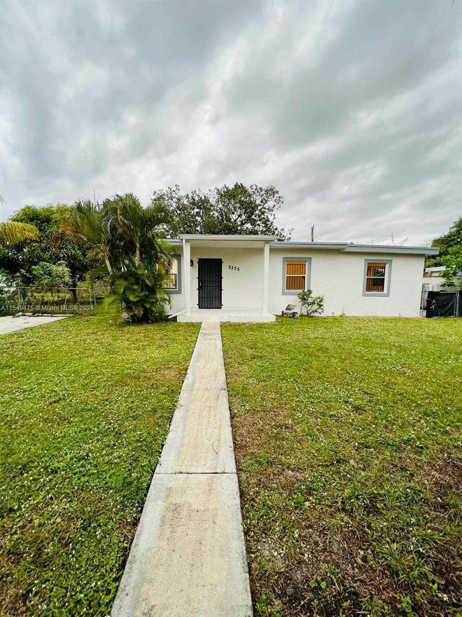 2335 Bunche Park Dr, Miami Gardens, Single Family Home,  for rent, Dale Largie, CPA, SFR, LIFESTYLE INTERNATIONAL REALTY