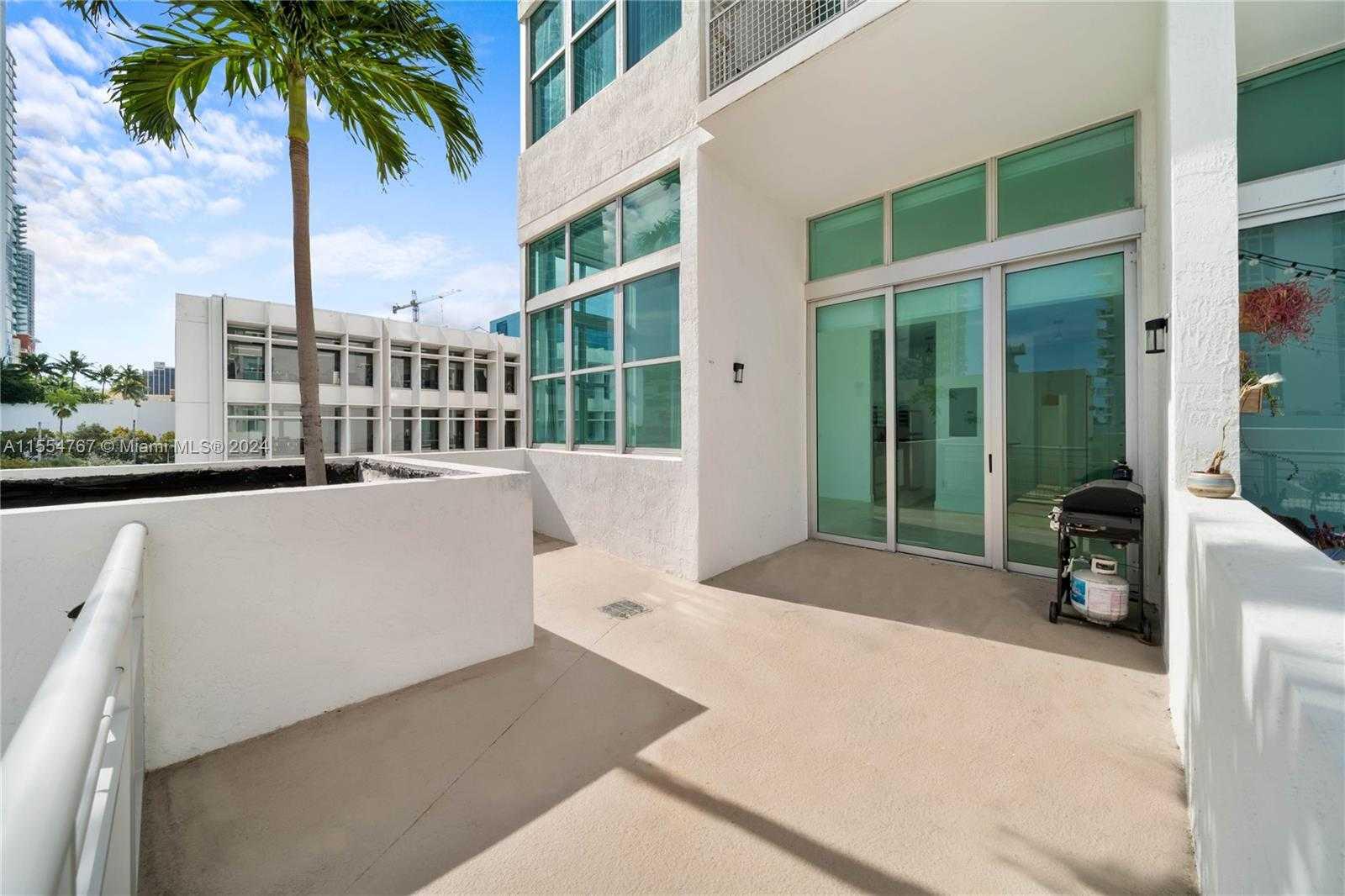 2200 4th Ave 402, Miami, Condo,  for sale, Dale Largie, CPA, SFR, LIFESTYLE INTERNATIONAL REALTY