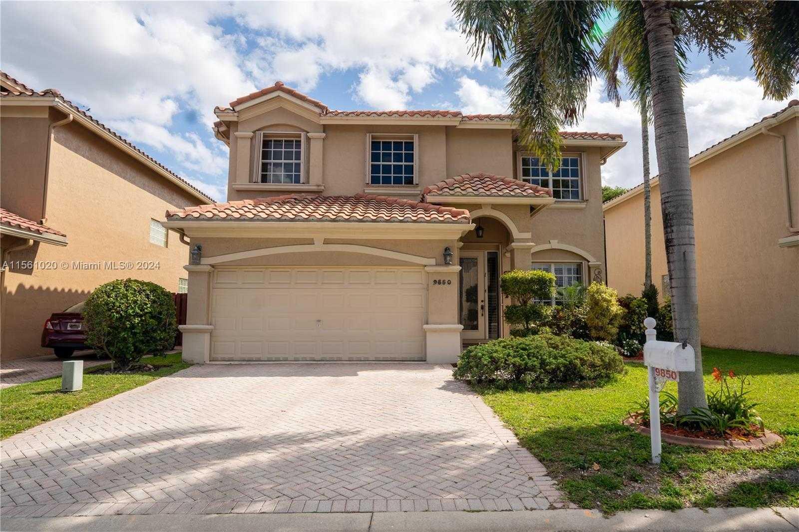 9850 20th Ct, Pembroke Pines, Single Family Home,  for sale, Dale Largie, CPA, SFR, LIFESTYLE INTERNATIONAL REALTY