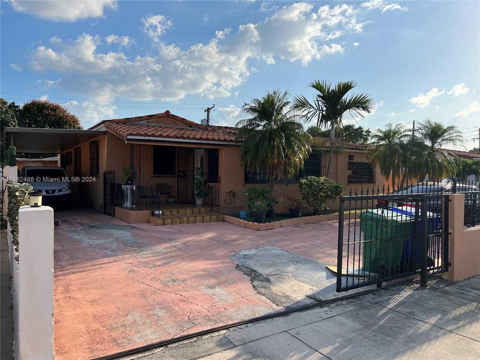 4360 1st St, Miami, Single Family Home,  for sale, Dale Largie, CPA, SFR, LIFESTYLE INTERNATIONAL REALTY
