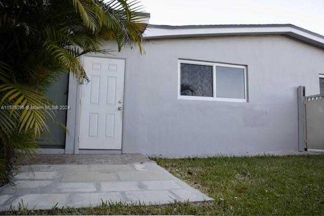 1610 87th Ct 02, Miami, Efficiency,  for rent, Dale Largie, CPA, SFR, LIFESTYLE INTERNATIONAL REALTY